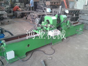 托輥鋼管雙頭車(chē)孔機(jī)床II型